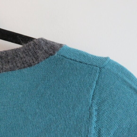 HUMAN WOMAN Y2K Cat Knit Cropped Sweater Top Teal Gray - Size M - Picture 9 of 12